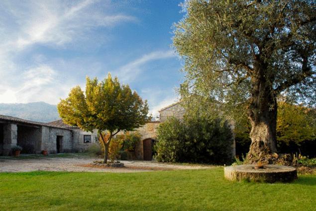 Hotel Agro-Turismo - Quinta Do Pinheiro Cavadoude Exterior foto